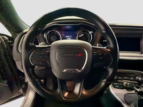 Used 2022 Dodge Challenger GT AWD/4WD image 8