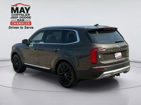 Used 2021 Kia Telluride SX w/ Towing Package FWD image 5