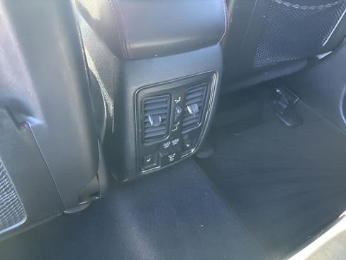 Used 2019 Jeep Grand Cherokee Trailhawk image 21