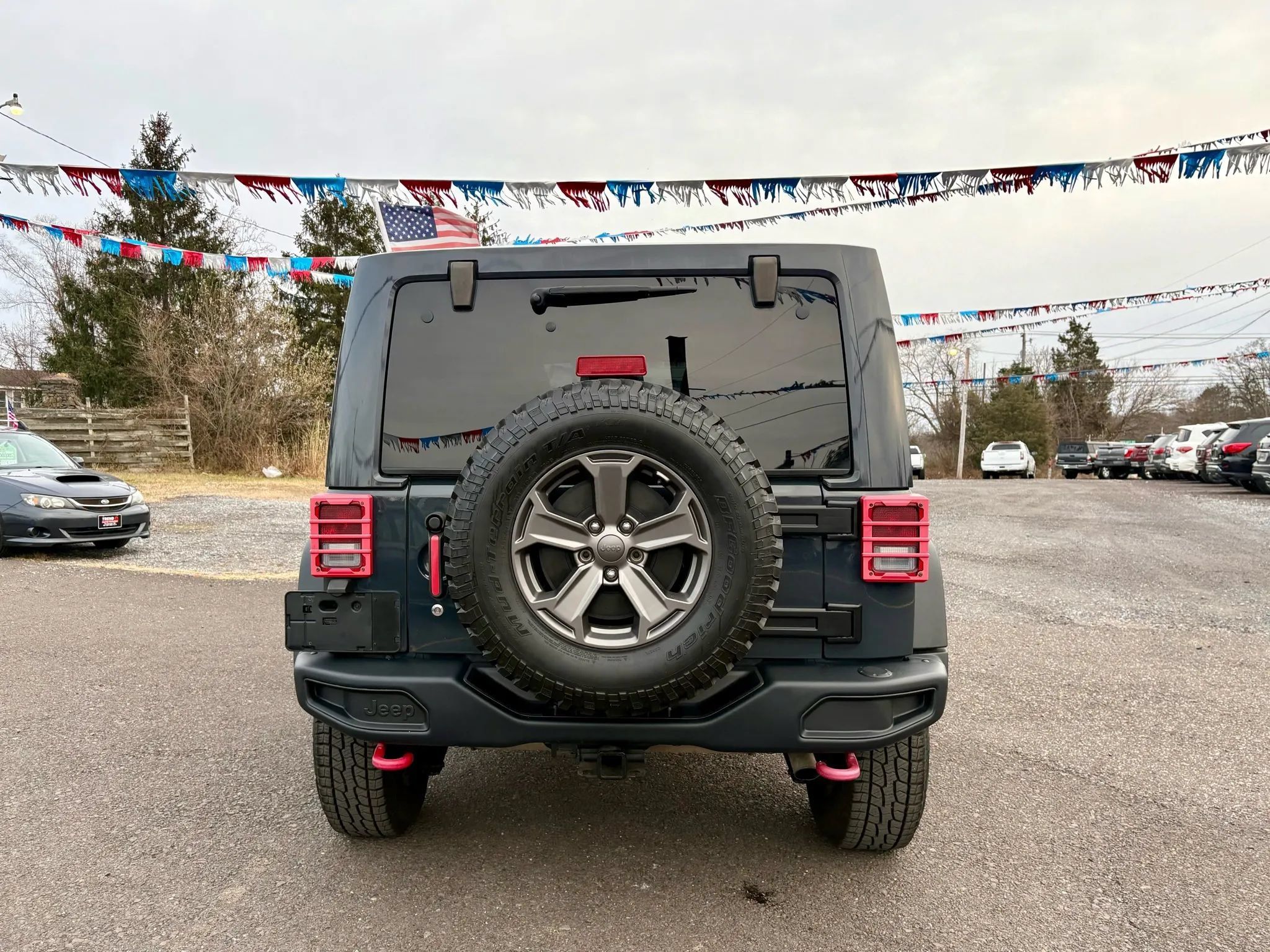 Used 2017 Jeep Wrangler Unlimited Rubicon AWD/4WD image 4