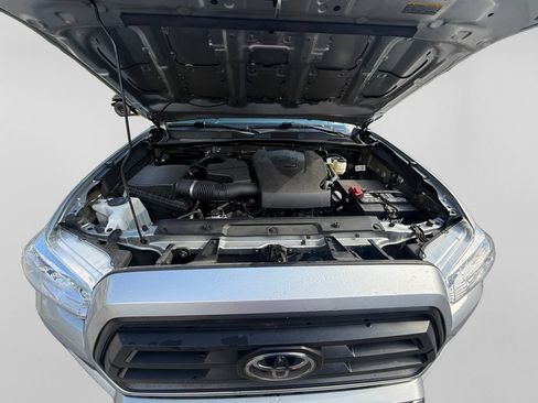 Used 2022 Toyota Tacoma SR AWD/4WD image 20