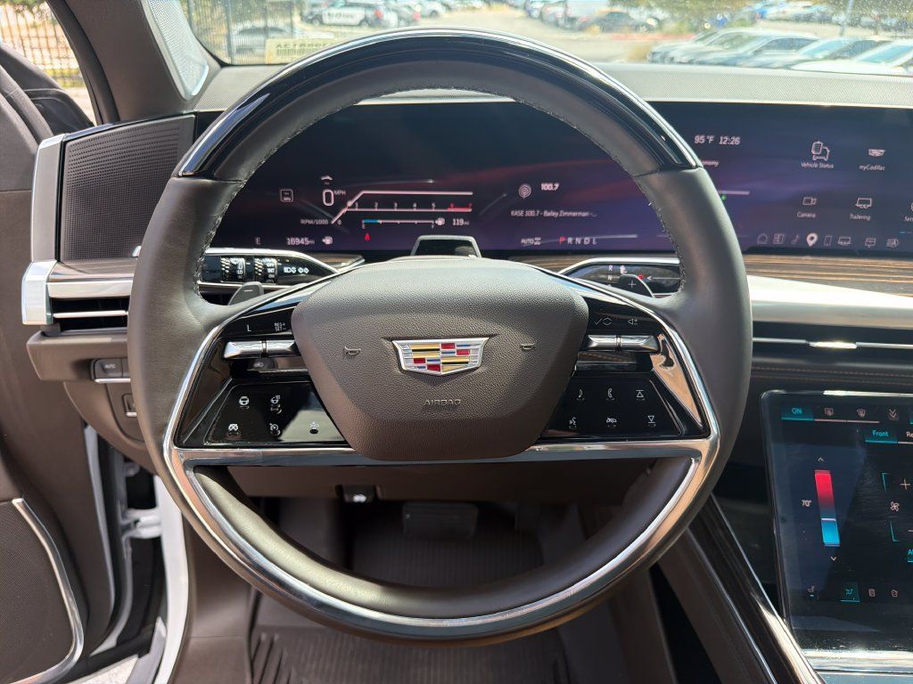 Used 2026 Cadillac Escalade ESV Luxury w/ Touring Package AWD/4WD image 25