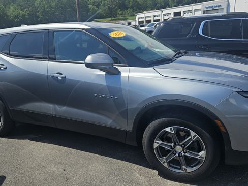 Used 2024 Chevrolet Blazer LT FWD image 5