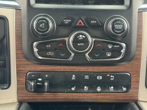 Used 2014 RAM 3500 Laramie w/ Black Appearance Group AWD/4WD image 26