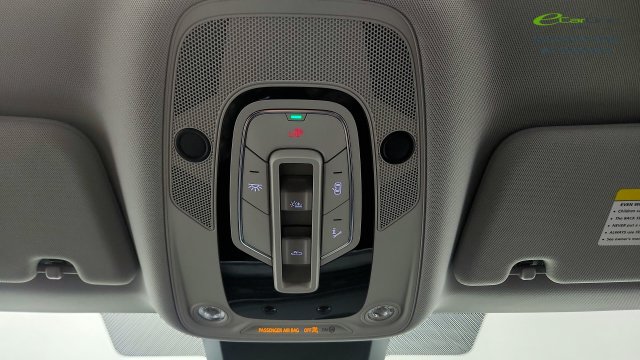 Used 2024 Audi Q8 e-tron Premium AWD/4WD image 80
