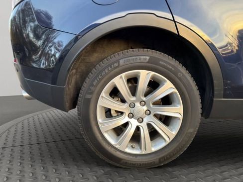 Used 2016 Land Rover Discovery Sport SE image 22