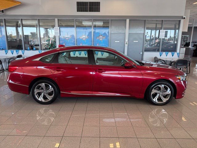 Used 2018 Honda Accord EX image 3