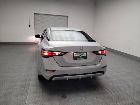 Used 2022 Nissan Sentra SV w/ All-Weather Package FWD image 6