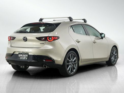 Used 2023 MAZDA MAZDA3 s FWD image 5