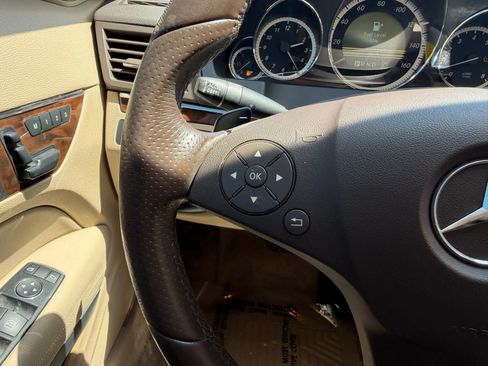 Used 2010 Mercedes-Benz E 550 Coupe image 22