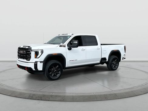 Used 2024 GMC Sierra 2500 AT4 w/ AT4 Premium Plus Package AWD/4WD image 4