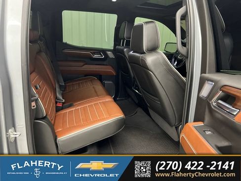 Used 2024 GMC Sierra 1500 Denali Ultimate AWD/4WD image 13