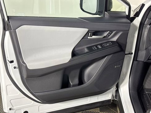 New 2026 Subaru Solterra Limited image 10