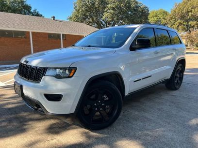Used 2019 Jeep Grand Cherokee Laredo