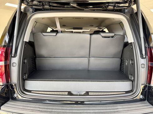Used 2017 Chevrolet Tahoe LT RWD image 9