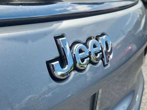 Used 2025 Jeep Compass Limited AWD/4WD image 22