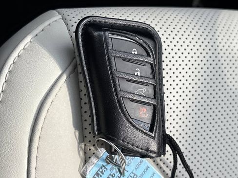 Used 2023 Lexus RX 350 350 Premium image 41