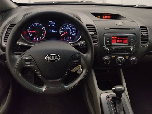 Used 2016 Kia Forte LX FWD image 22
