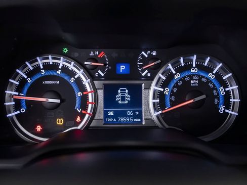 Used 2019 Toyota 4Runner Limited AWD/4WD image 29
