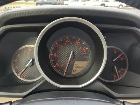 Used 2013 Toyota 4Runner SR5 image 11