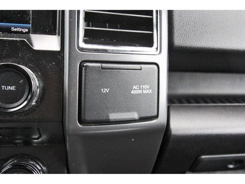 Used 2015 Ford F150 XLT w/ Equipment Group 302A Luxury AWD/4WD image 28