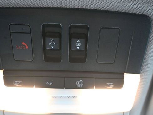 Used 2024 Mitsubishi Outlander image 19