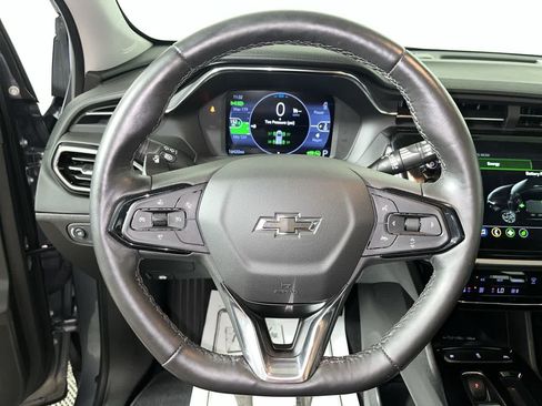 Used 2023 Chevrolet Bolt EUV LT w/ Convenience Package FWD image 16