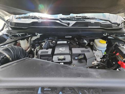 Used 2022 RAM 2500 Big Horn image 42