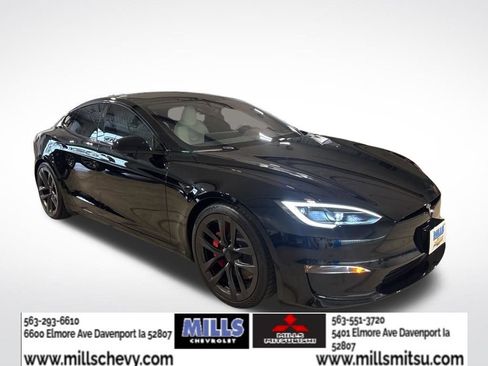 Used 2023 Tesla Model S Plaid image 3