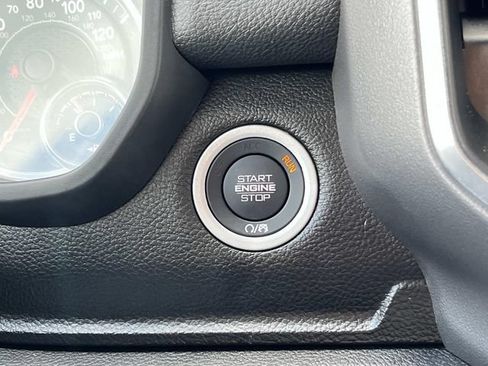 Used 2023 RAM 1500 Laramie AWD/4WD image 38