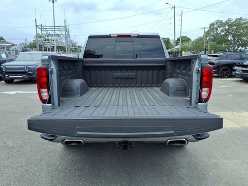 Used 2024 GMC Sierra 1500 Elevation w/ Preferred Package AWD/4WD image 18