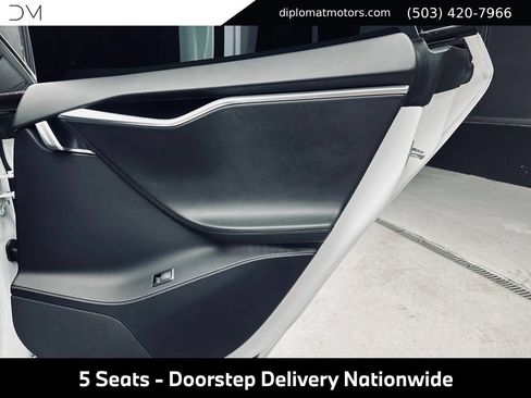 Used 2017 Tesla Model S 75 RWD image 28