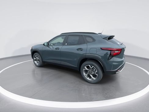 New 2026 Chevrolet Trax LT image 6