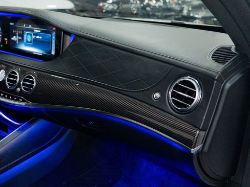 Used 2018 Mercedes-Benz S 63 AMG 4MATIC Sedan image 39