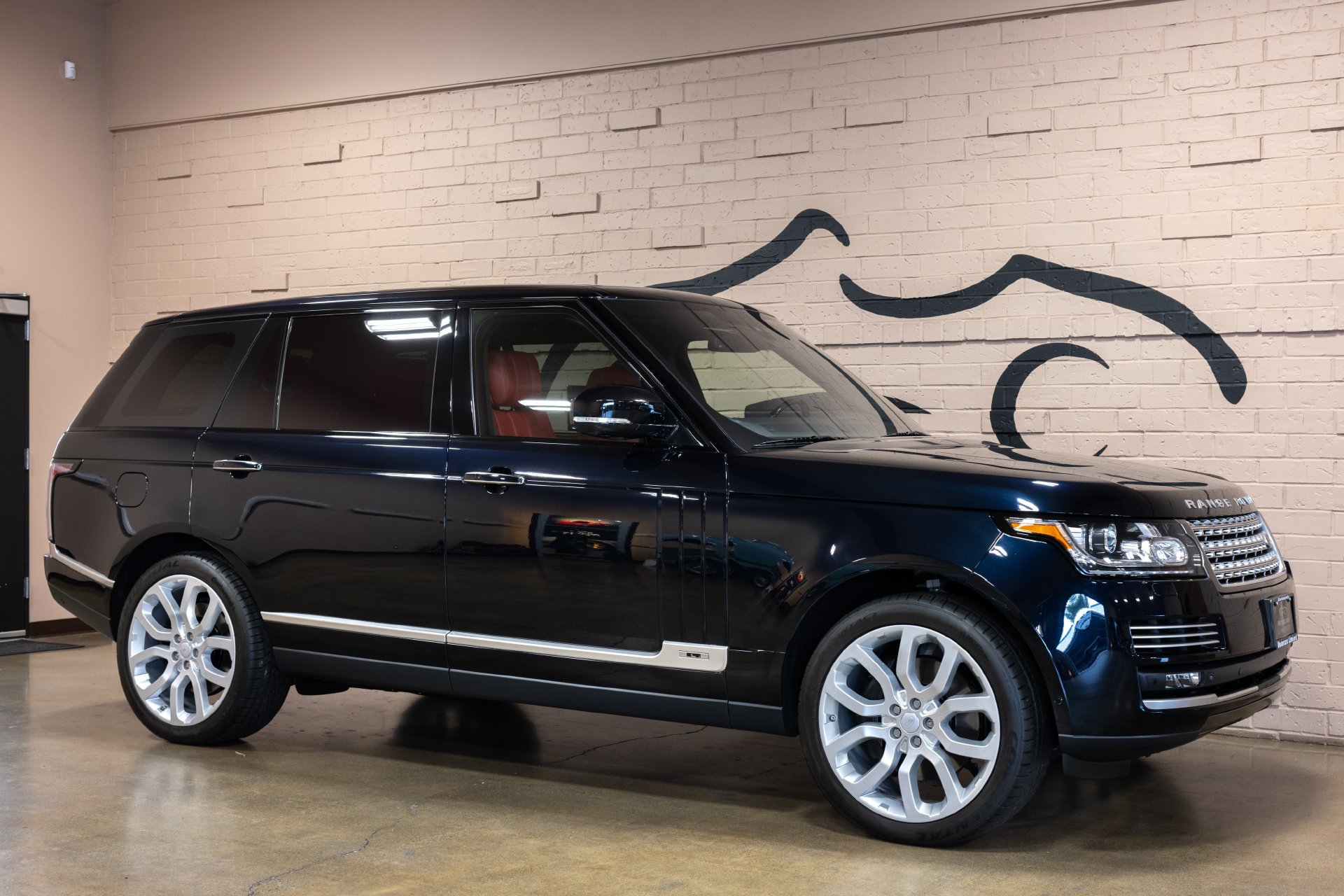 Used 2015 Land Rover Range Rover Long Wheelbase Autobiography AWD/4WD image 3