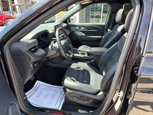 Used 2025 Ford Explorer ST w/ Sun And Sound Package AWD/4WD image 13