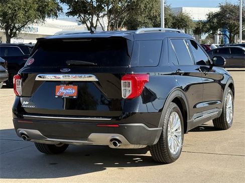 Used 2021 Ford Explorer Limited w/ Equipment Group 301A image 4