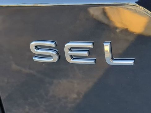 New 2026 Volkswagen Atlas SEL image 11