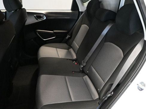 Used 2024 Kia Soul LX FWD image 17