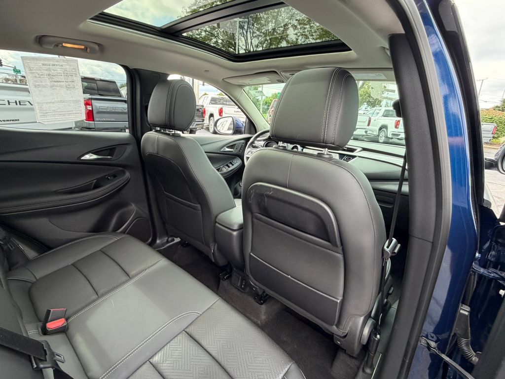 Certified 2023 Buick Encore GX Essence w/ Experience Buick Package FWD image 14