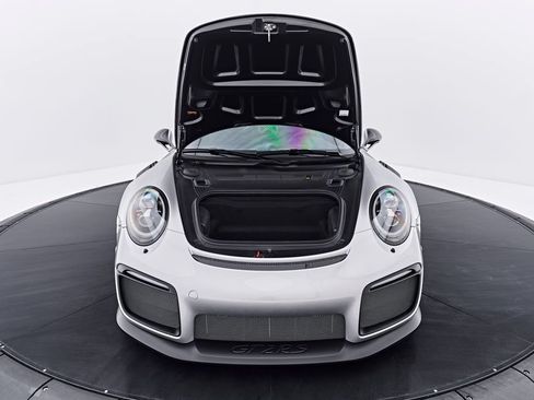 Used 2019 Porsche 911 GT2 RS RWD image 33