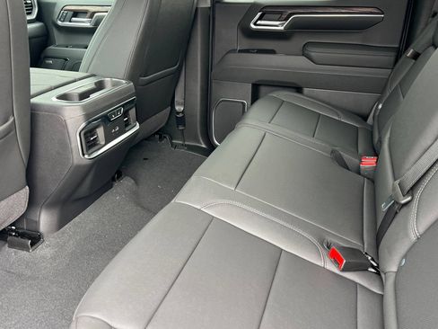 New 2026 GMC Sierra 1500 SLT w/ SLT Premium Plus Package AWD/4WD image 9