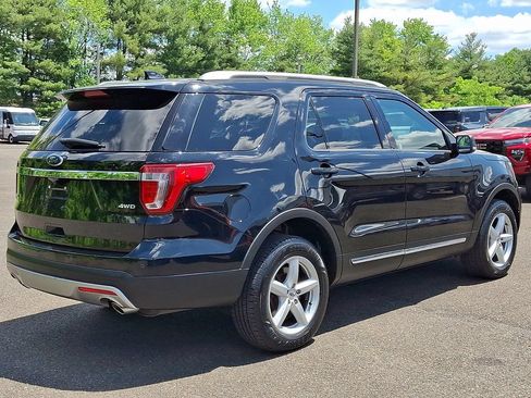 Used 2016 Ford Explorer XLT AWD/4WD image 6