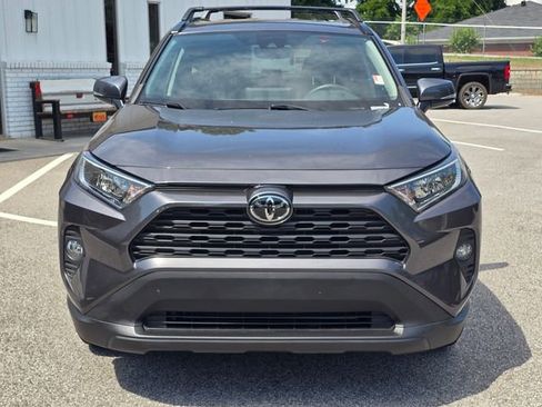 Used 2021 Toyota RAV4 XLE FWD image 9