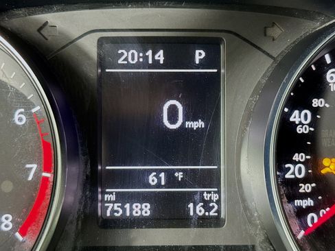 Used 2016 Volkswagen Passat 1.8T S image 15