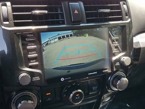 Used 2020 Toyota 4Runner TRD Off-Road Premium AWD/4WD image 20