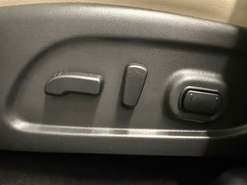 Used 2020 Nissan Murano SL w/ Moonroof Package image 42