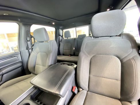 Used 2019 RAM 1500 Big Horn AWD/4WD image 14