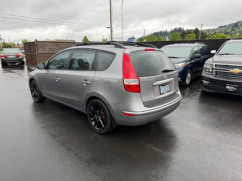 Used 2012 Hyundai Elantra FWD image 6