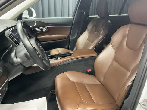 Used 2019 Volvo XC90 T6 Momentum w/ Advanced Package image 12